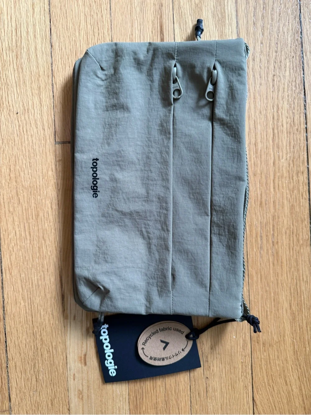 NWT: Topologie Flat Sacoche Small, Color: Moss Papery, New with tags